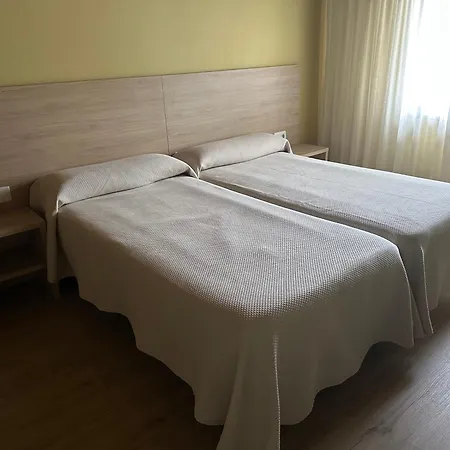 El Canton Hotel