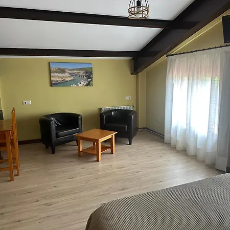 El Canton Hotel