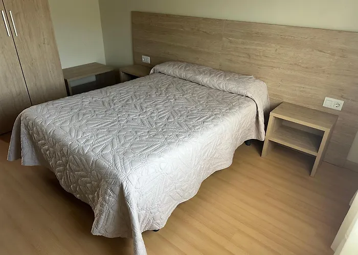 埃尔坎顿酒店 酒店 *